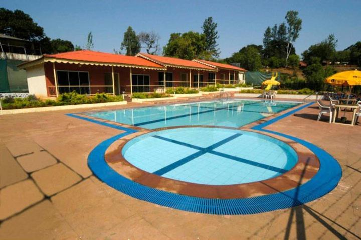 Cold Spot Village Resort Mahābaleshwar Eksteriør bilde