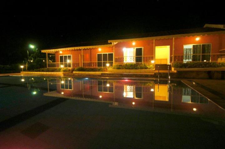 Cold Spot Village Resort Mahābaleshwar Eksteriør bilde